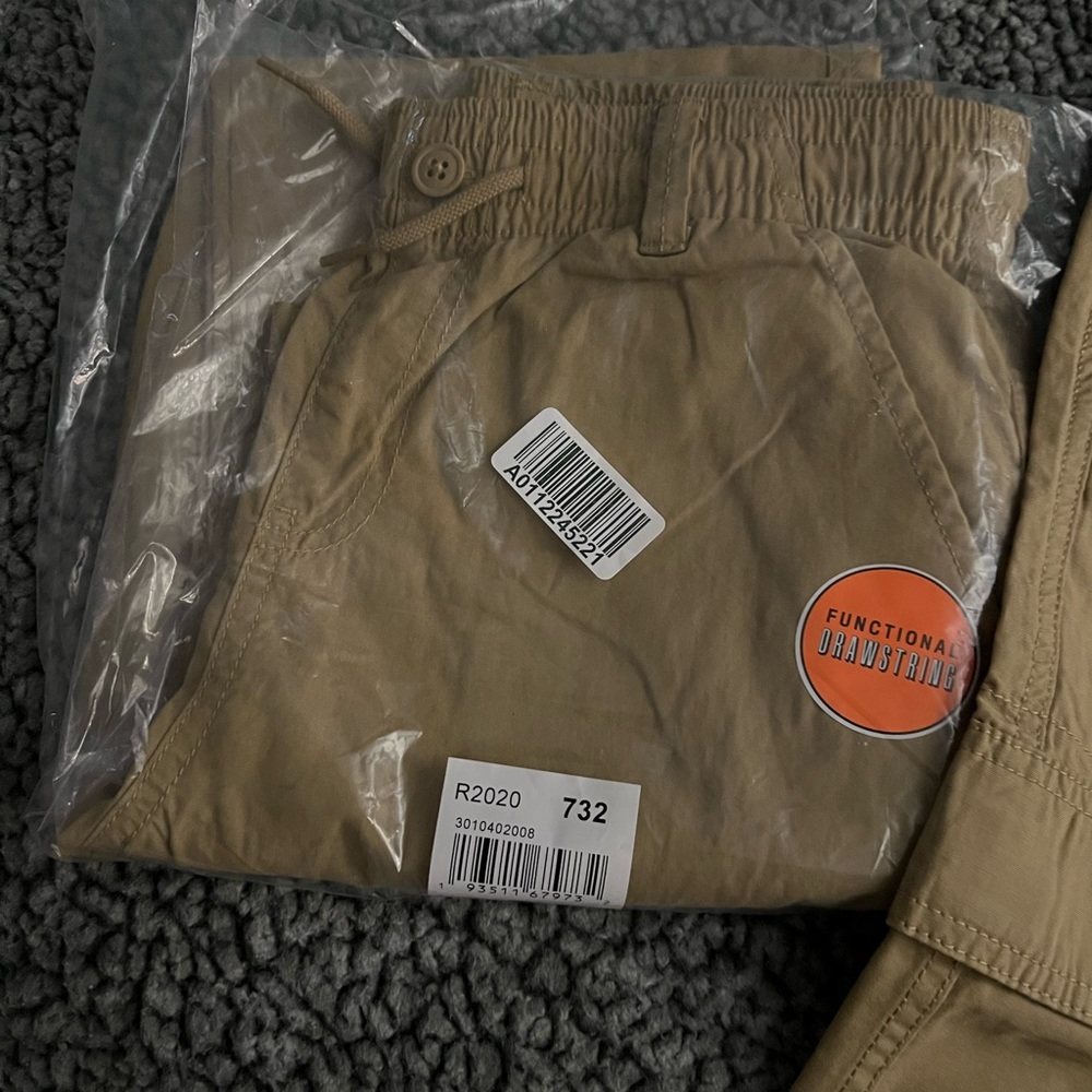 4 pairs of boys cargos brand new the children’s place